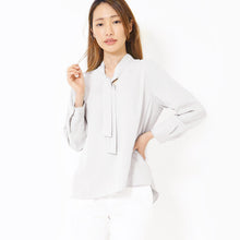 画像をギャラリービューアに読み込む, ボウタイブラウス-女装服