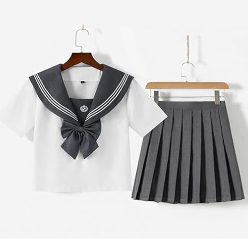 女装用セーラー服