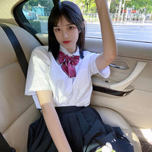 画像をギャラリービューアに読み込む, 女装用本物志向制服
